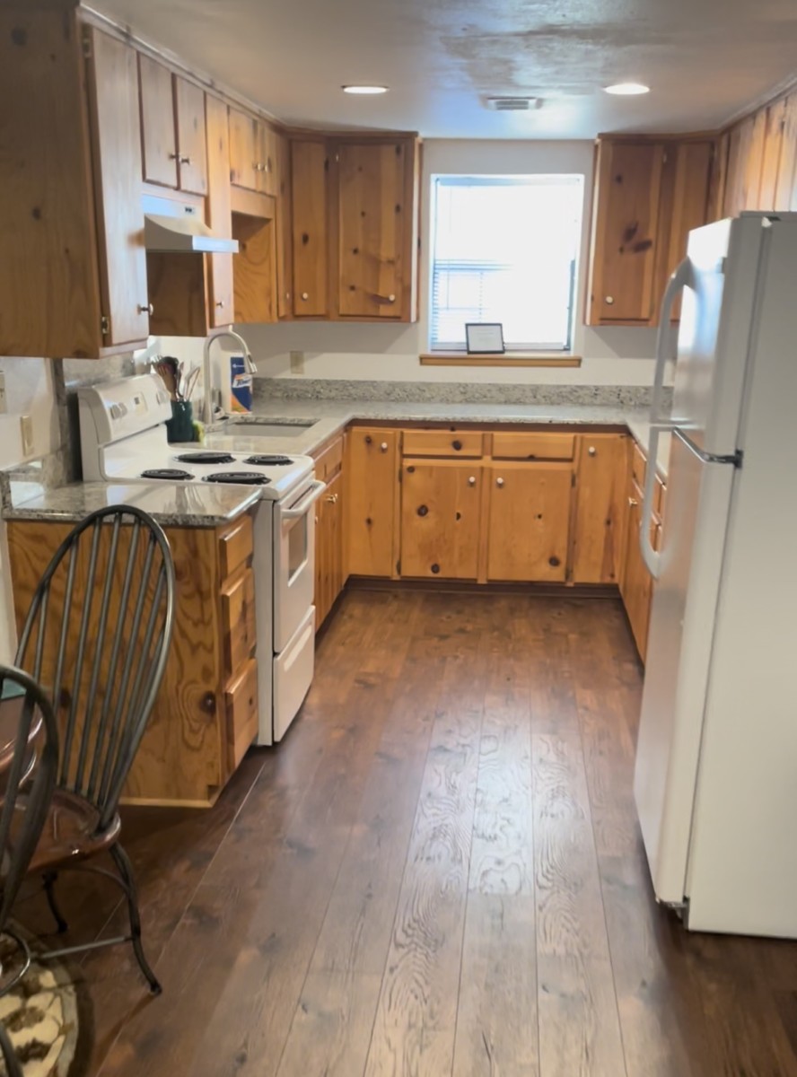 2nd kitchen space at the Loft at Lazie lane Book Texoma